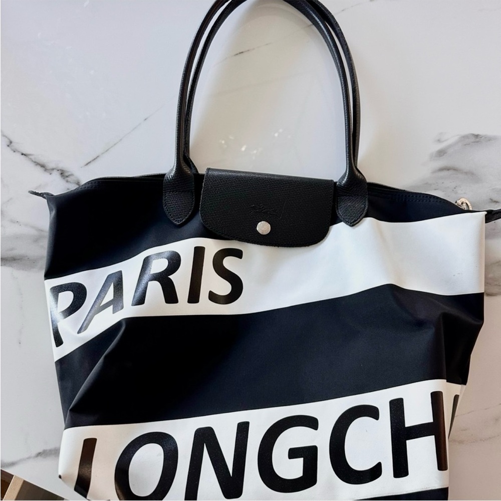 Longchamp Le Pilate Logo Shoulder Bag